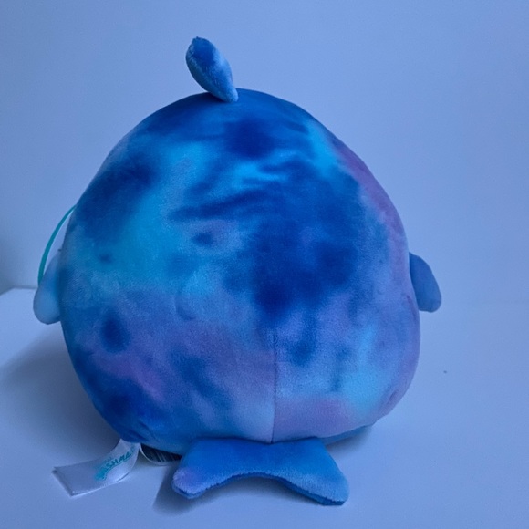 Squishmallow- Cyan the Blue Whale - Picture 2 of 4